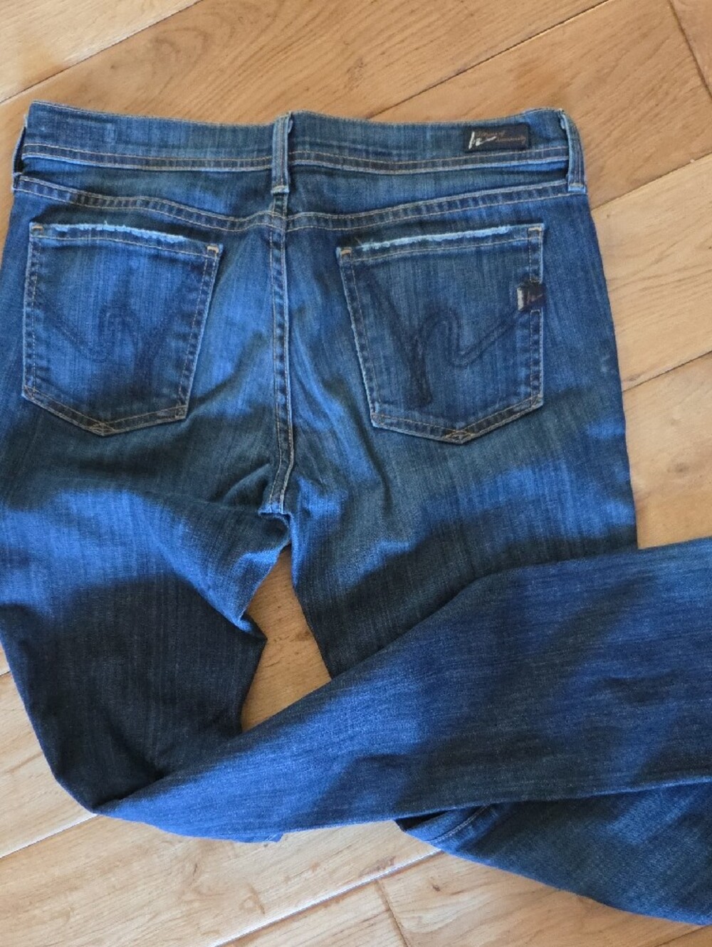Citizens Of Humanity Women's Skinny Jeans in Dark Blue Wash - Picture 4 of 8